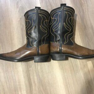 Ladies Black And Brown Western Boots Size 6B